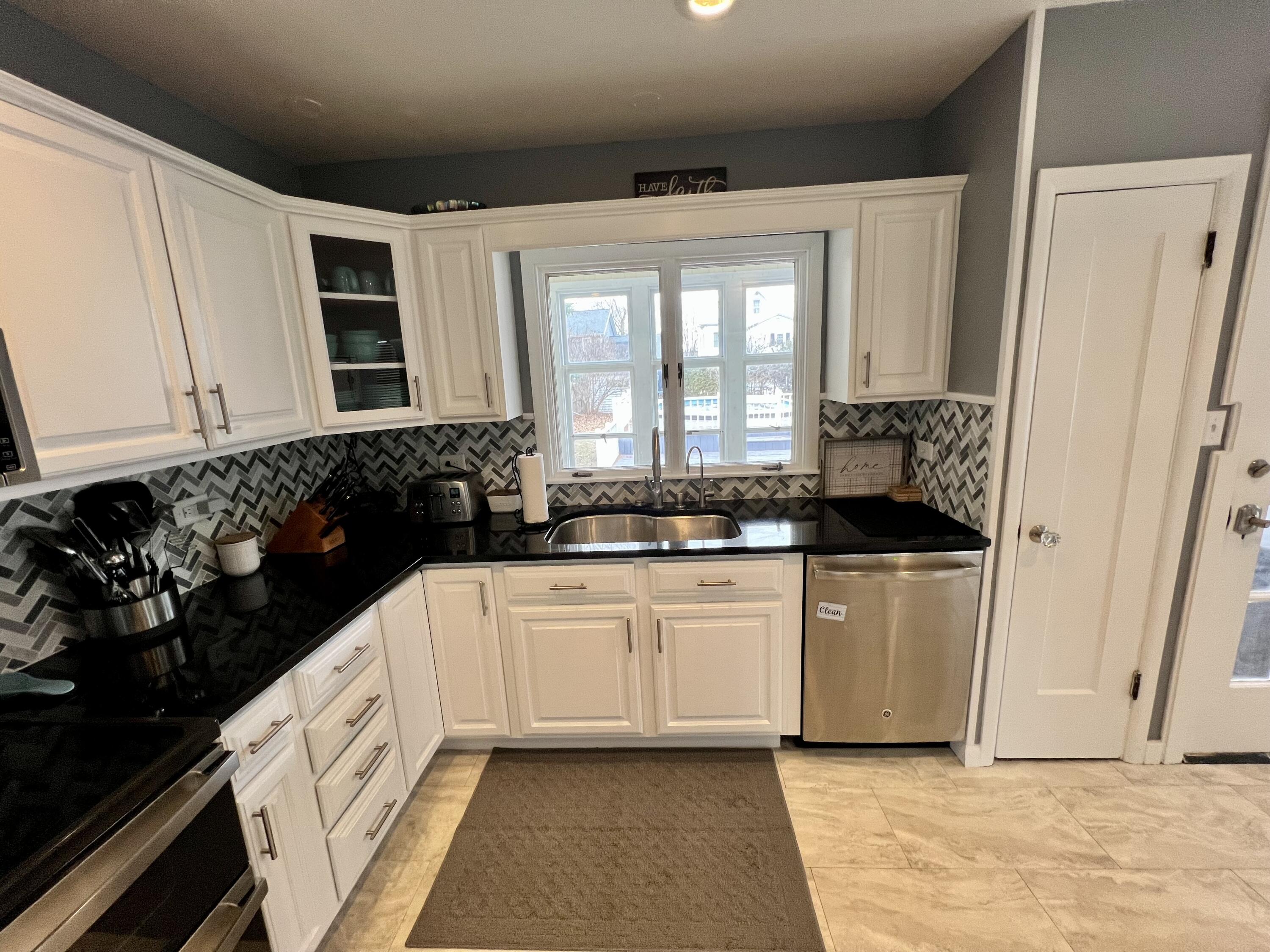 20 Pearl Street Rouses Point NY 12979