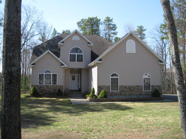 16 Twin Birch Lane Morrisonville NY 12962
