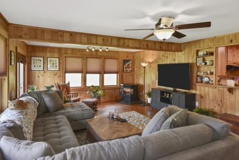 10807 Nys Route 9n Keene NY 12942