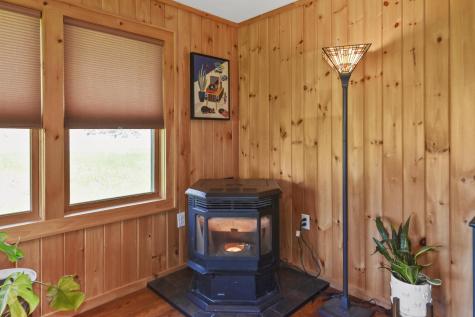 10807 Nys Route 9n Keene NY 12942