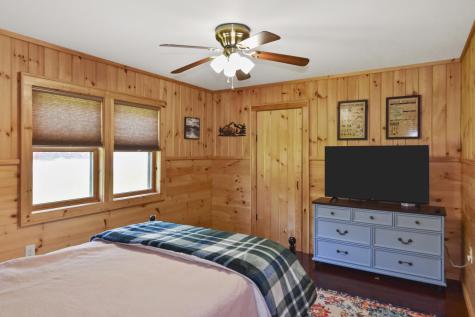10807 Nys Route 9n Keene NY 12942