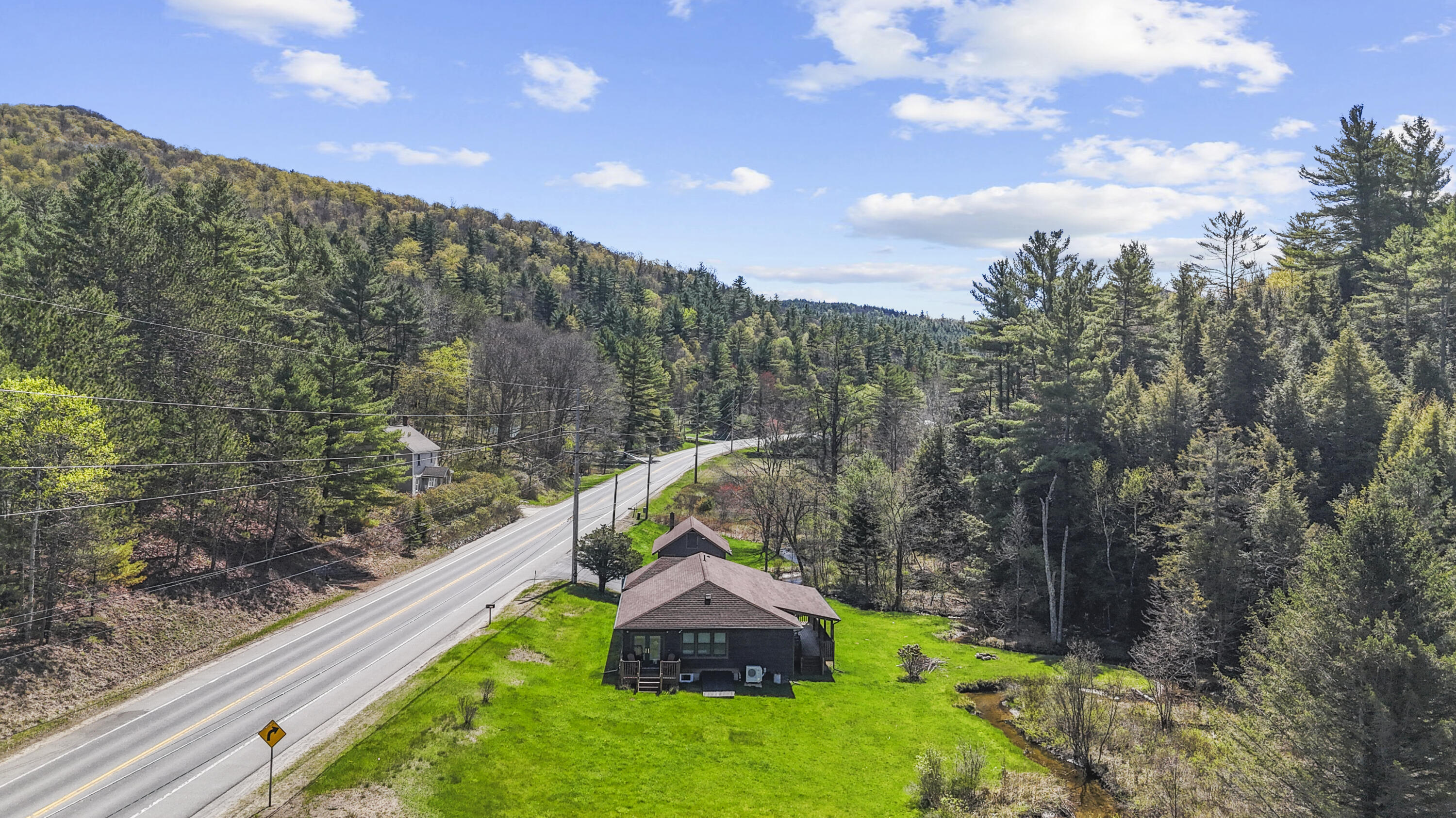 10807 Nys Route 9n Keene NY 12942