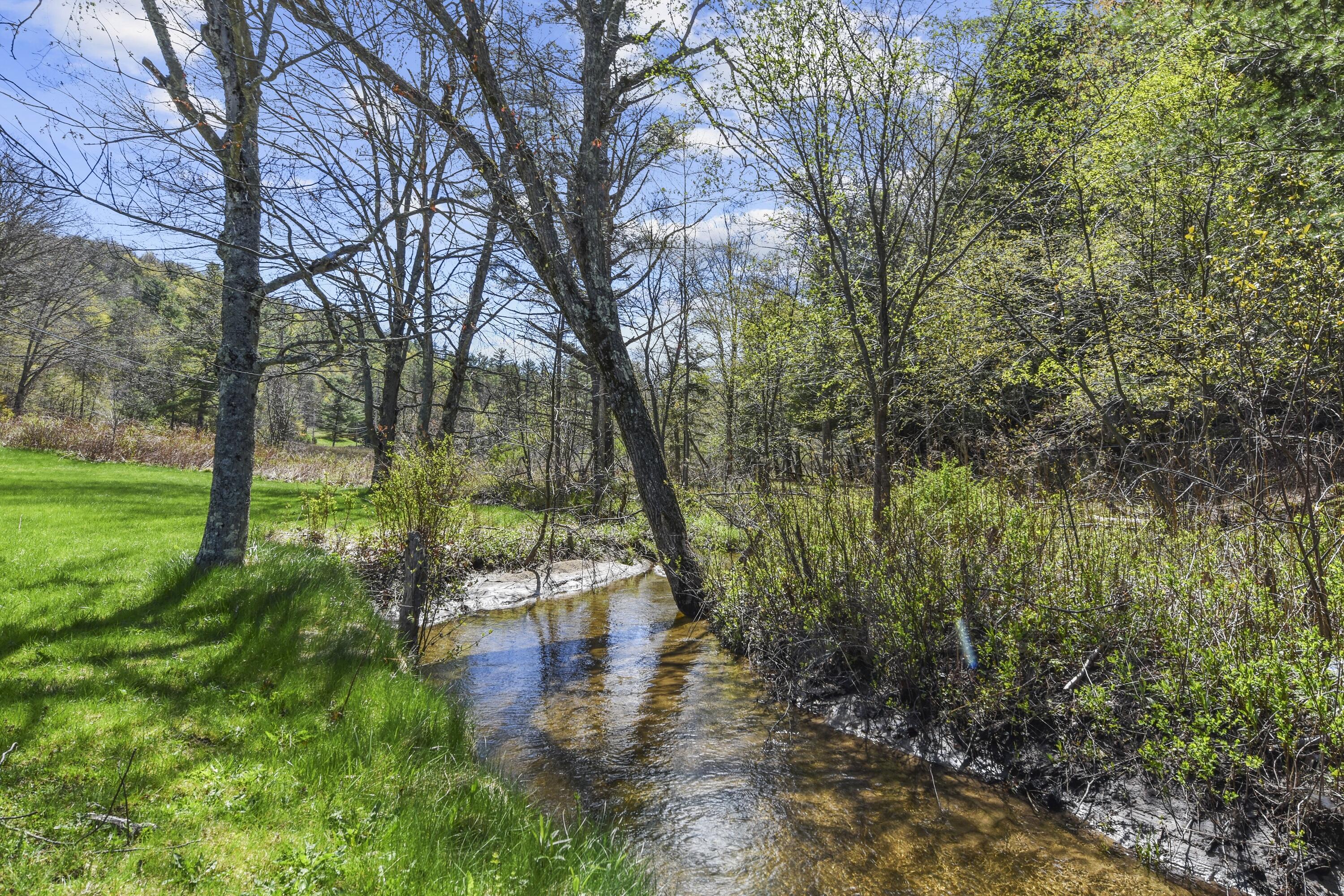 10807 Nys Route 9n Keene NY 12942