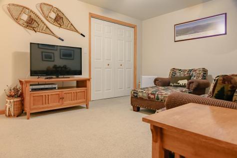 187 Fir Way Lake Placid NY 12946
