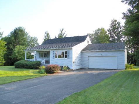 5 Washington Street Peru NY 12972