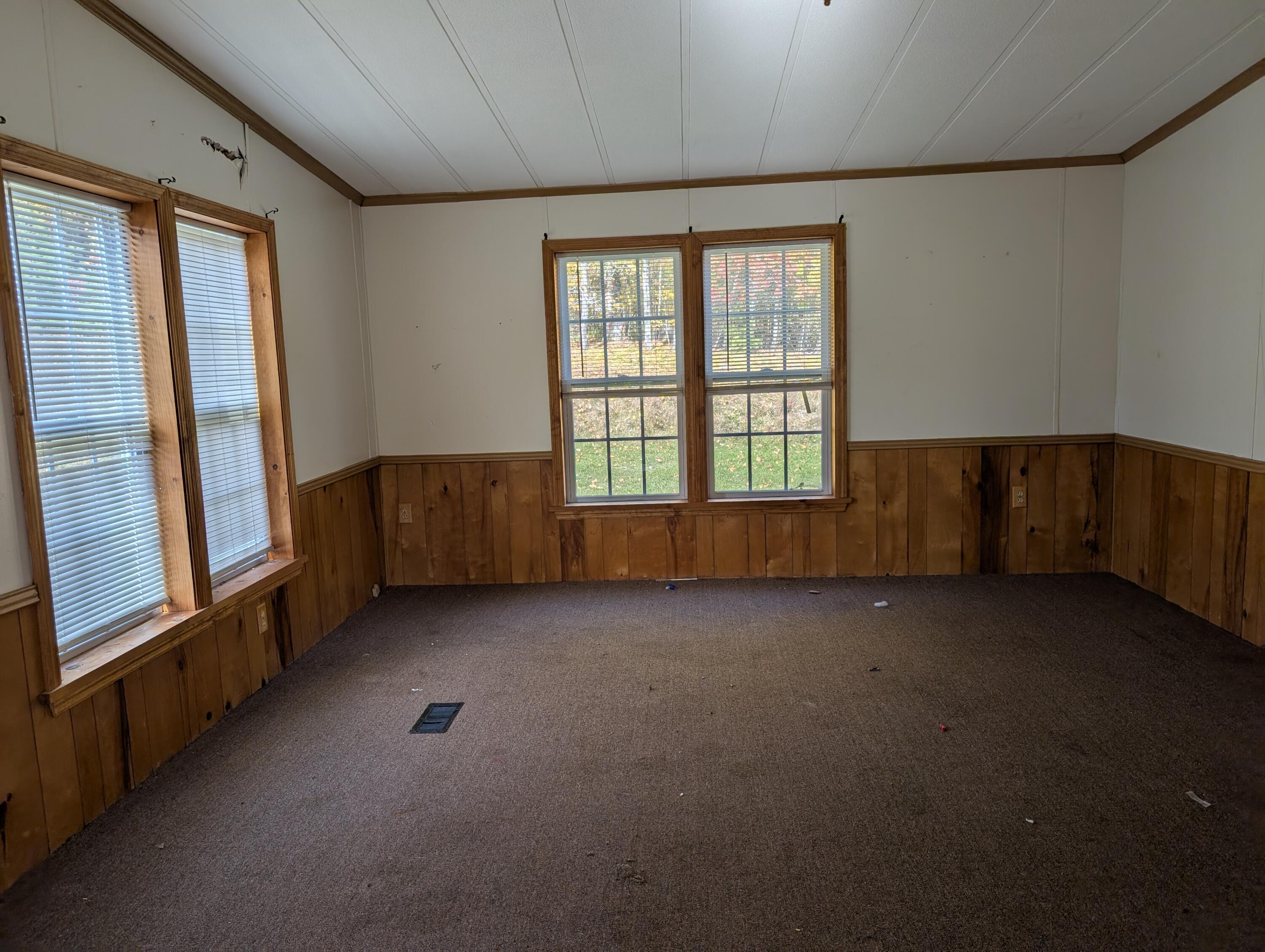 11 Jackson Street Port Henry NY 12974