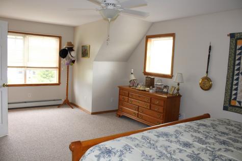 8 Cobblestone Drive Morrisonville NY 12962