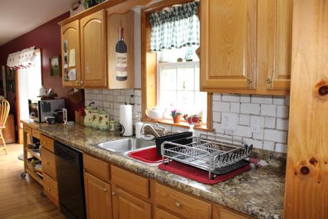 8 Cobblestone Drive Morrisonville NY 12962