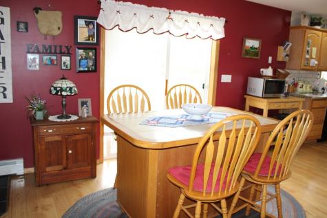 8 Cobblestone Drive Morrisonville NY 12962