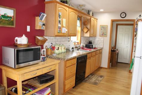 8 Cobblestone Drive Morrisonville NY 12962