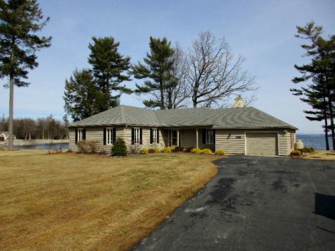 31 Gunboat Lane Plattsburgh NY 12901