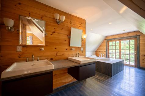 53 Blockhouse Road Essex NY 12936