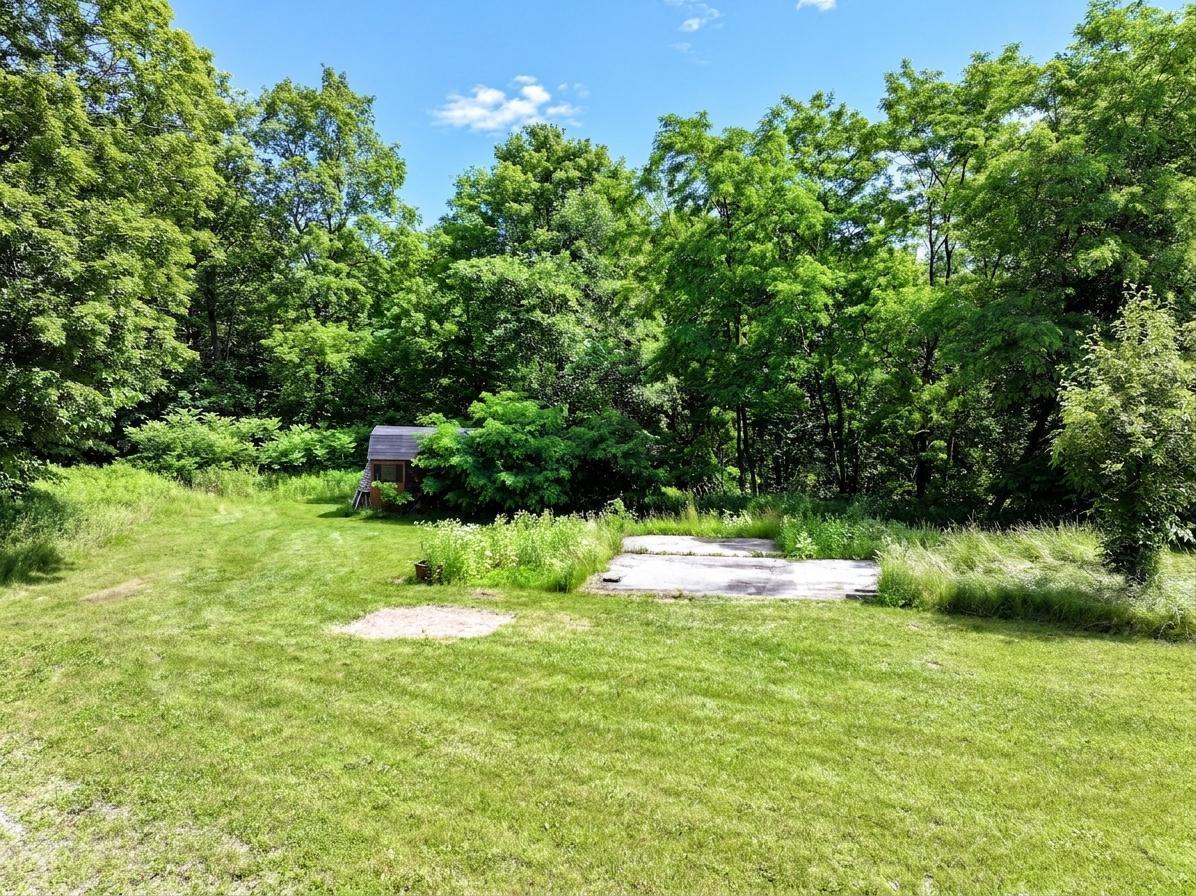 53 Blockhouse Road Essex NY 12936