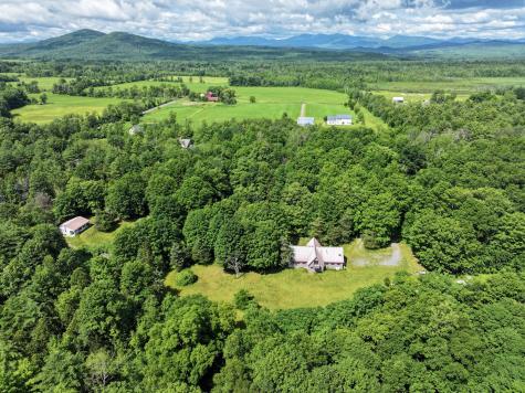 53 Blockhouse Road Essex NY 12936