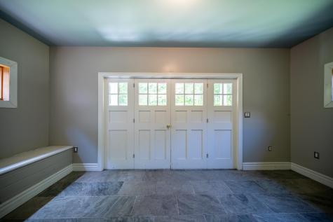 53 Blockhouse Road Essex NY 12936