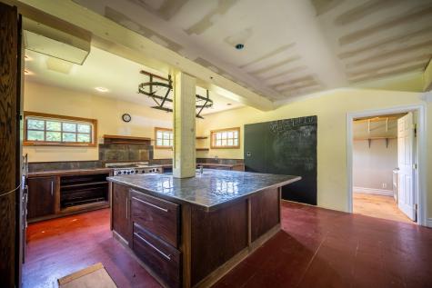 53 Blockhouse Road Essex NY 12936