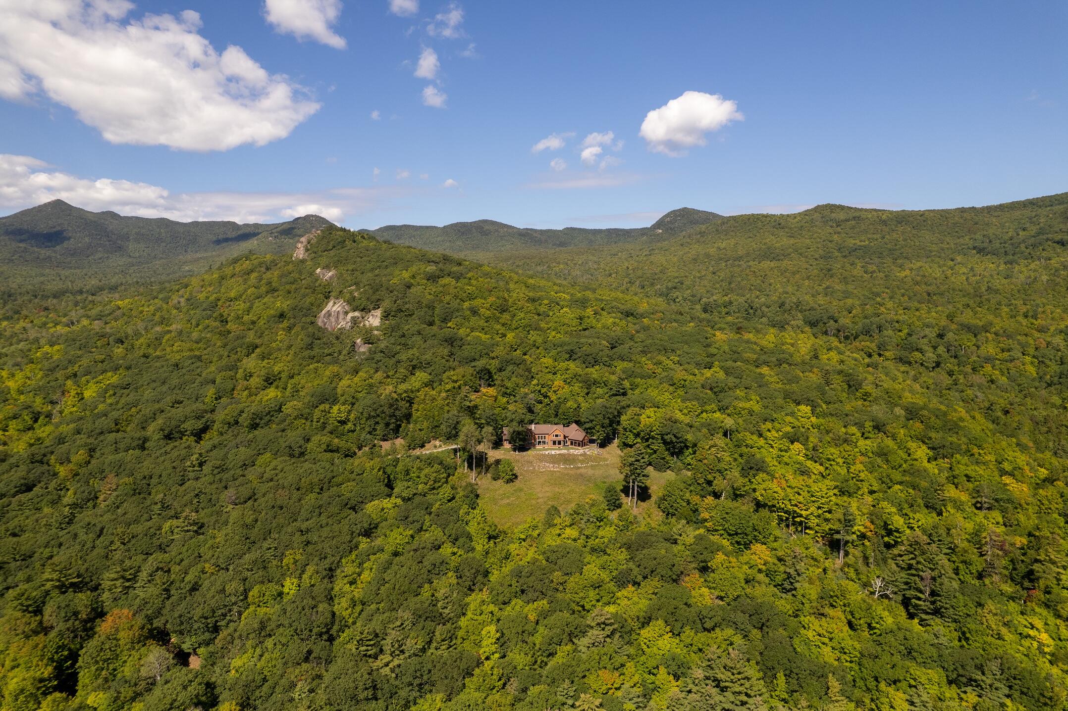 328 Hurricane Mountain Lane Elizabethtown NY 12932