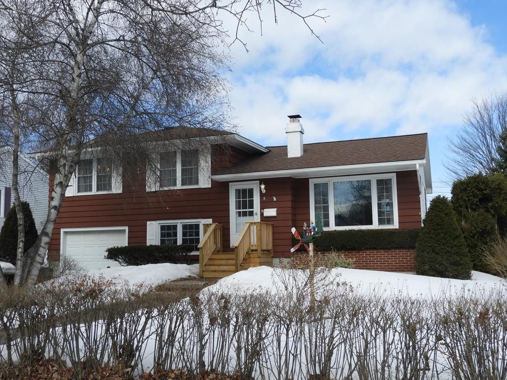 8 Holland Avenue Plattsburgh NY 12901