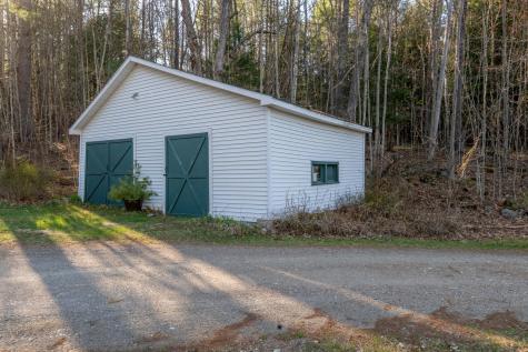 10 Molly Nye Road Keene NY 12942
