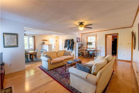 10 Molly Nye Road Keene NY 12942
