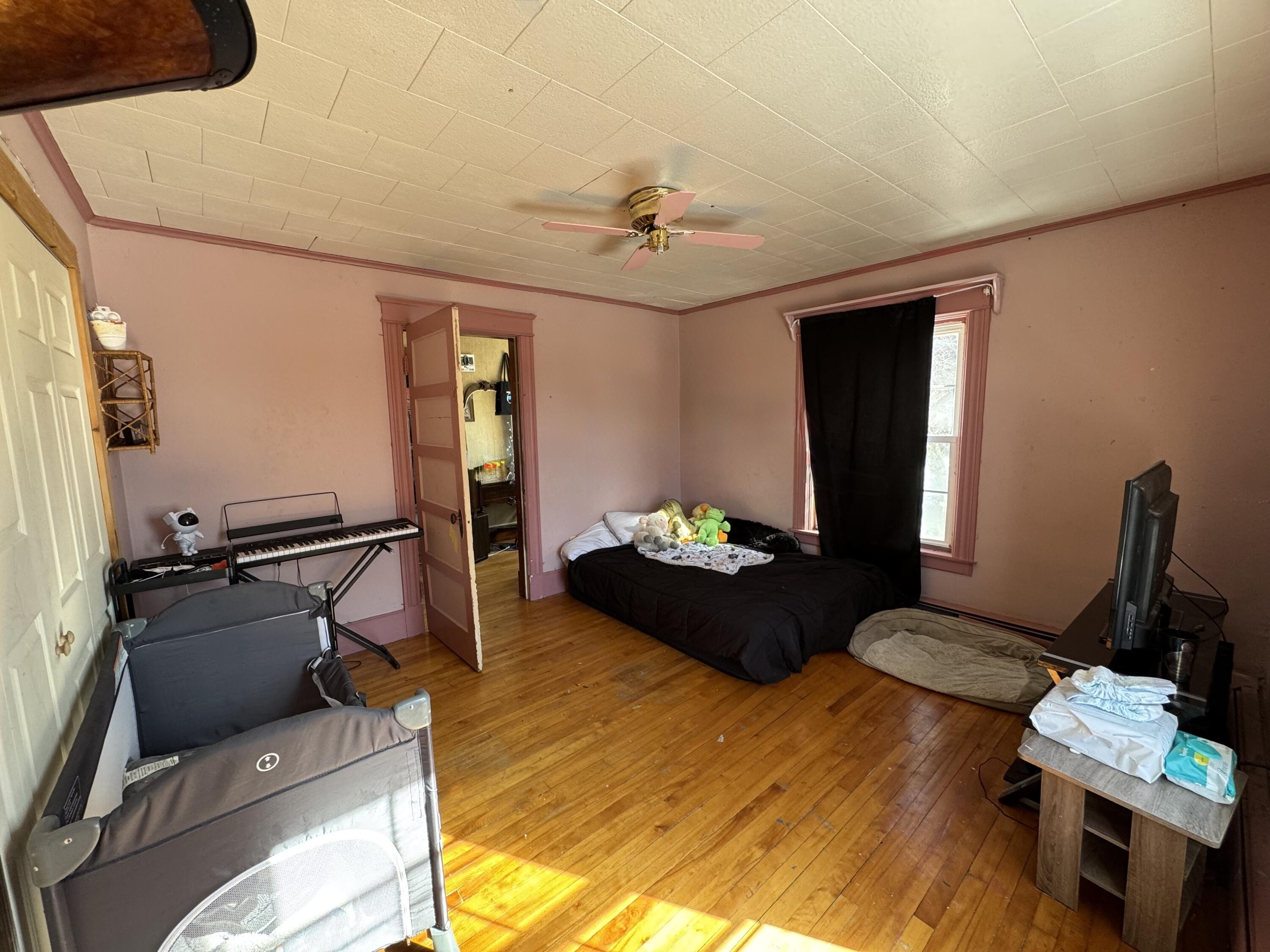 13 Oak Street Champlain NY 12919