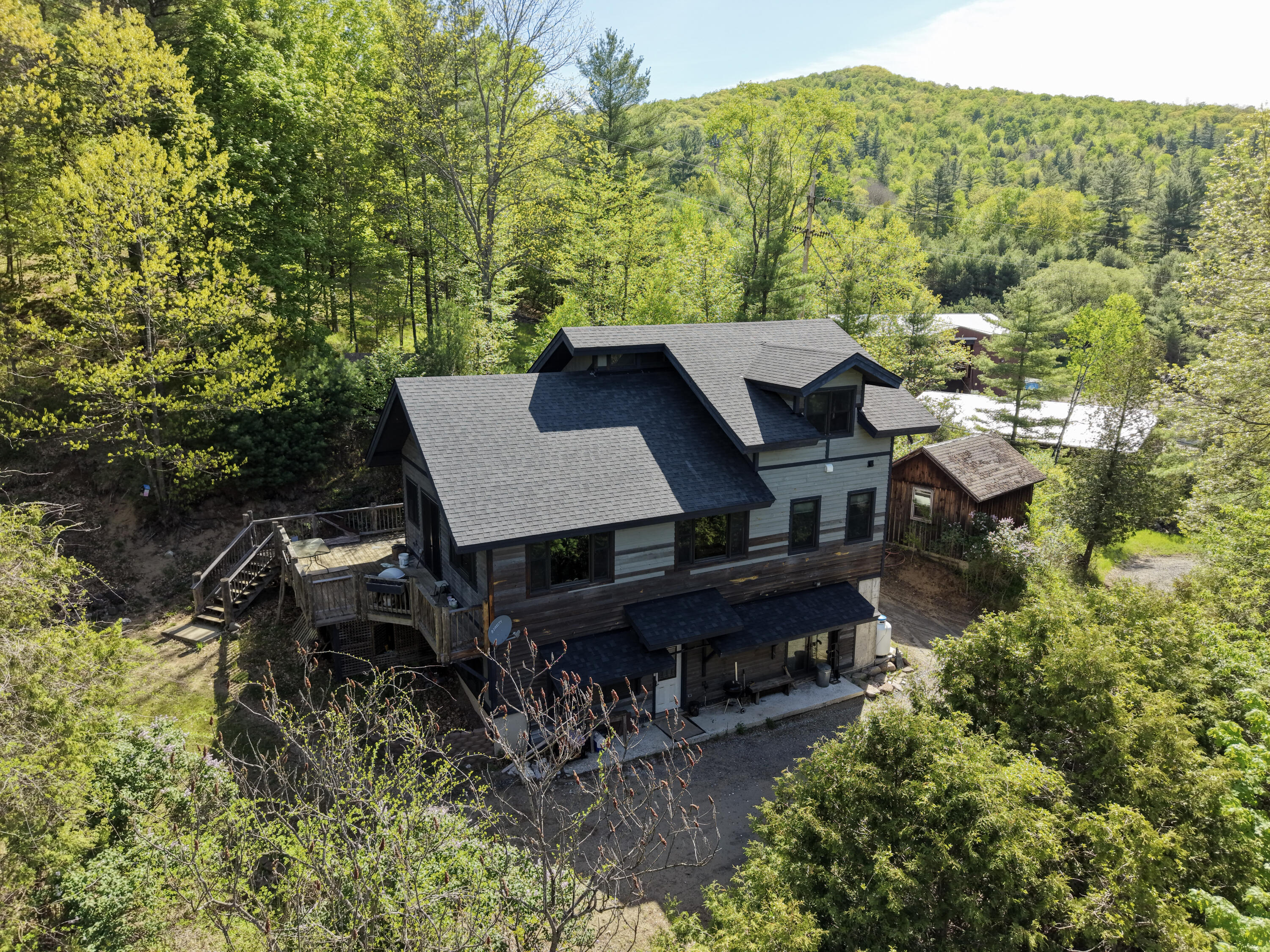 10820 Nys Route 9n Keene NY 12942