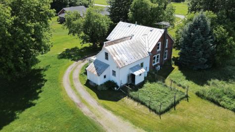 606 Lamberton Road Mooers Forks NY 12959