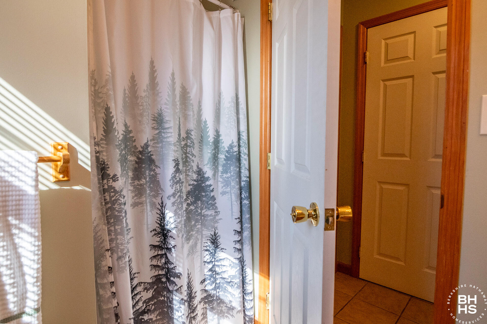 39 Fir Way Lake Placid NY 12946