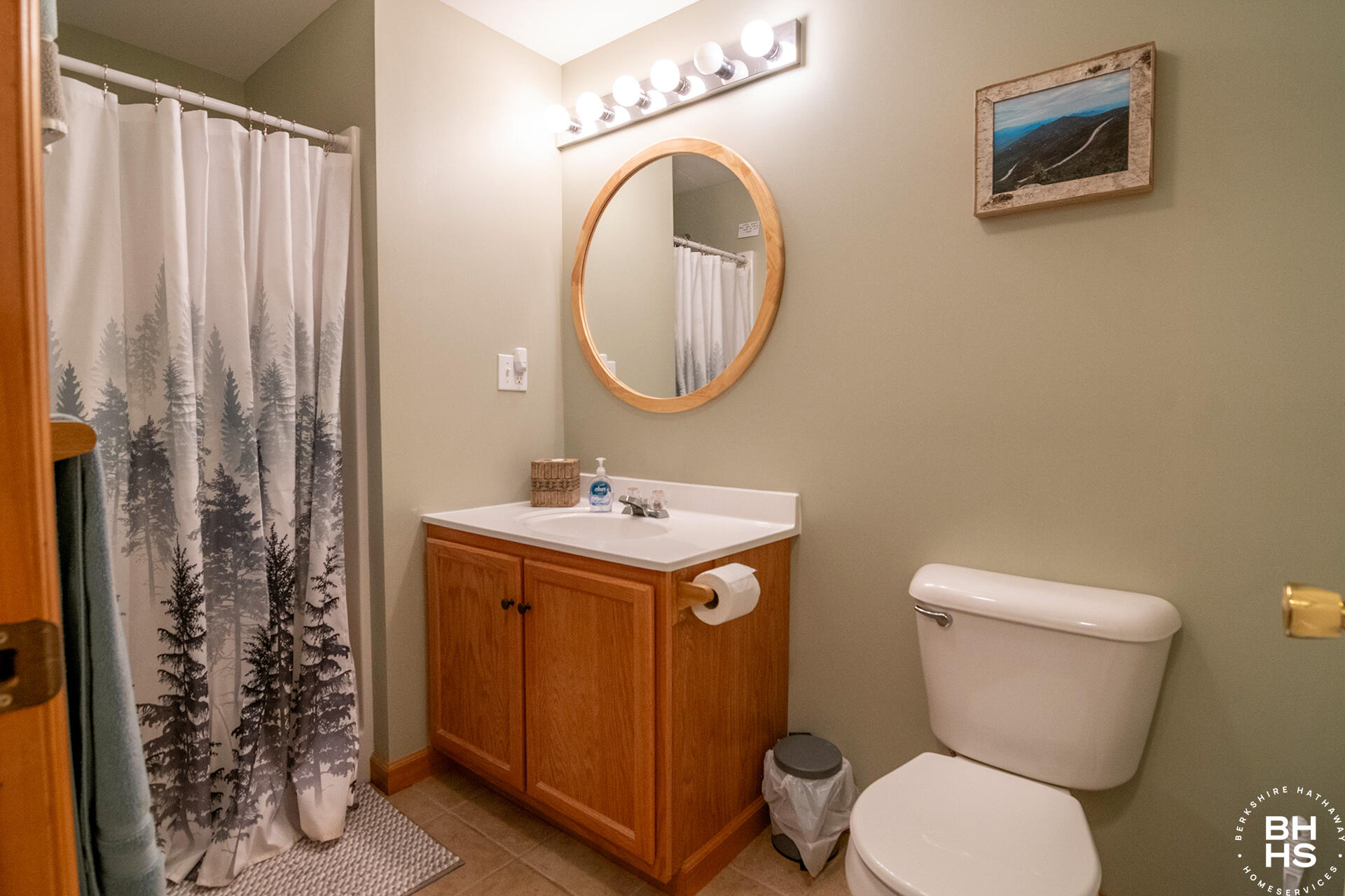 39 Fir Way Lake Placid NY 12946