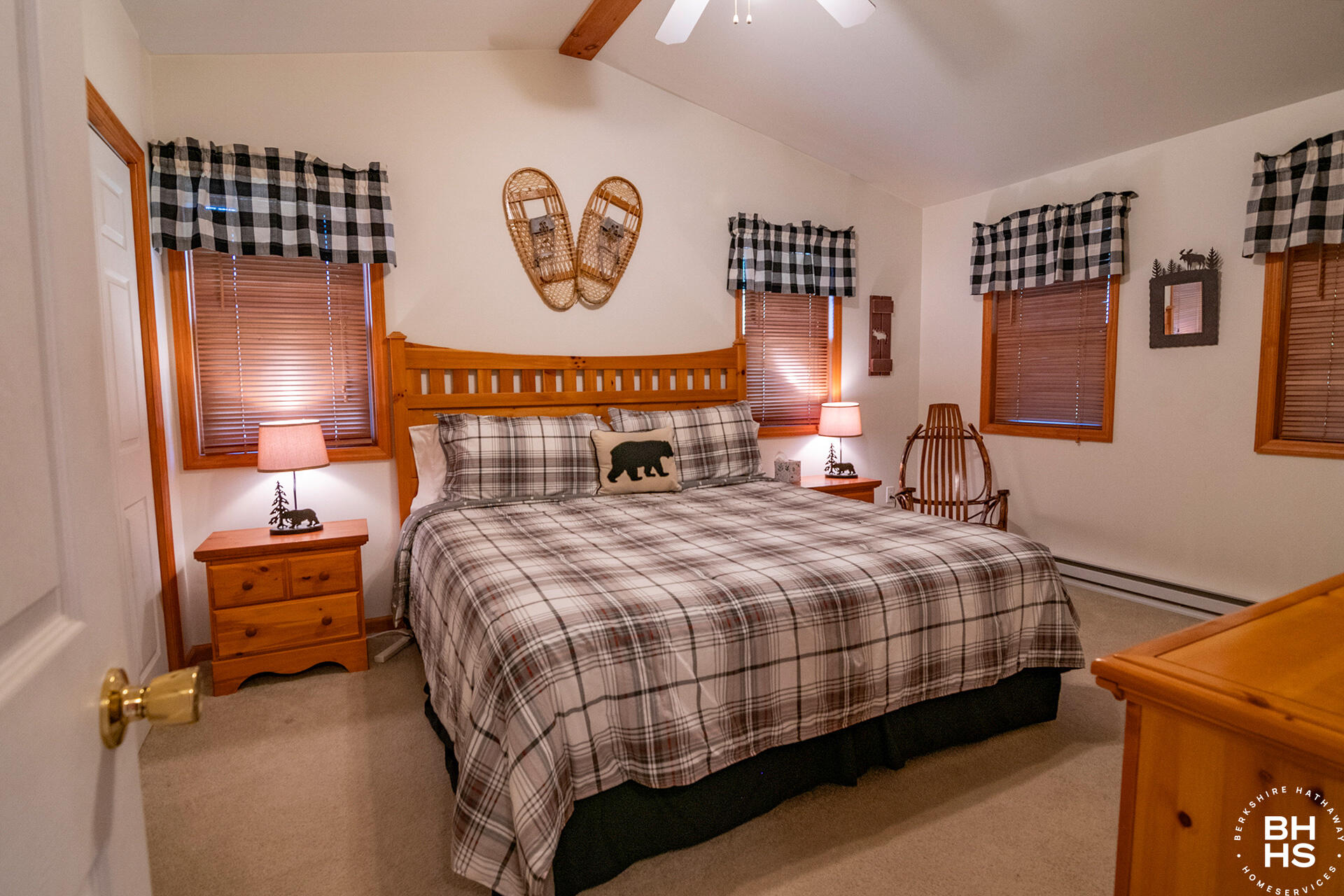 39 Fir Way Lake Placid NY 12946