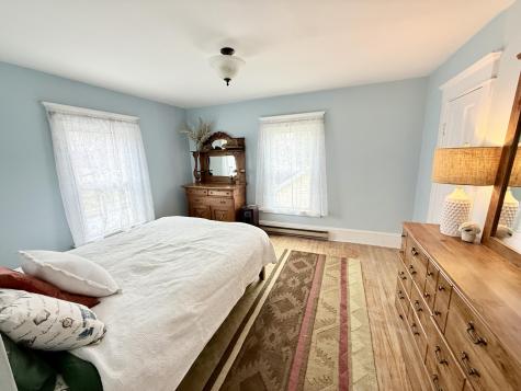 17 Lozier Place Plattsburgh NY 12901