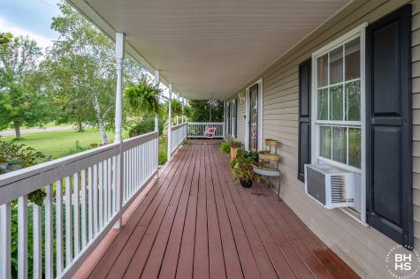 6 Wheat Drive Morrisonville NY 12962