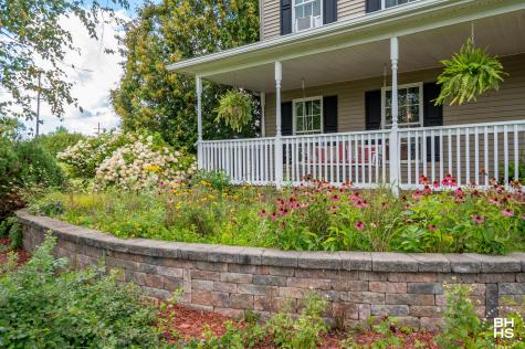 6 Wheat Drive Morrisonville NY 12962