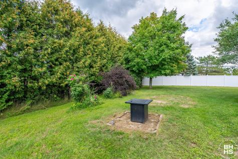 6 Wheat Drive Morrisonville NY 12962