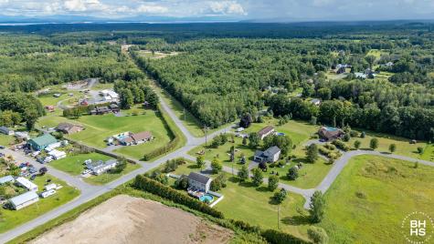 6 Wheat Drive Morrisonville NY 12962