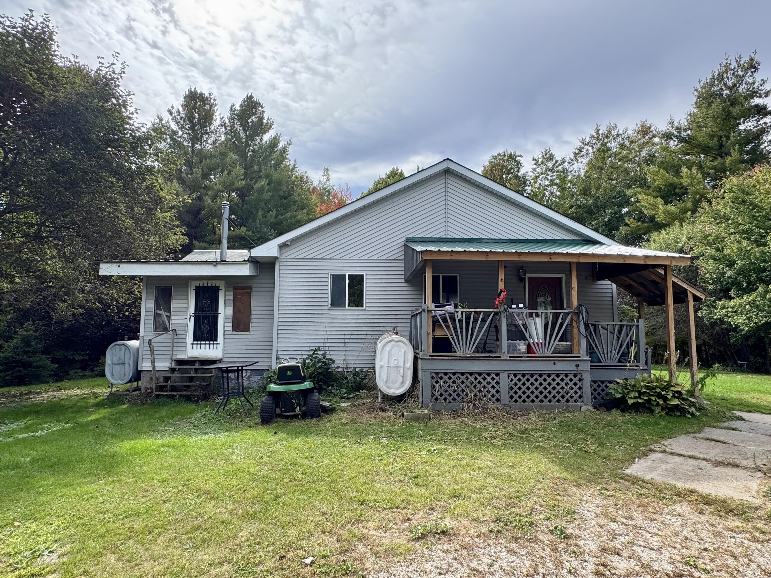554 St Johns Road Champlain NY 12919