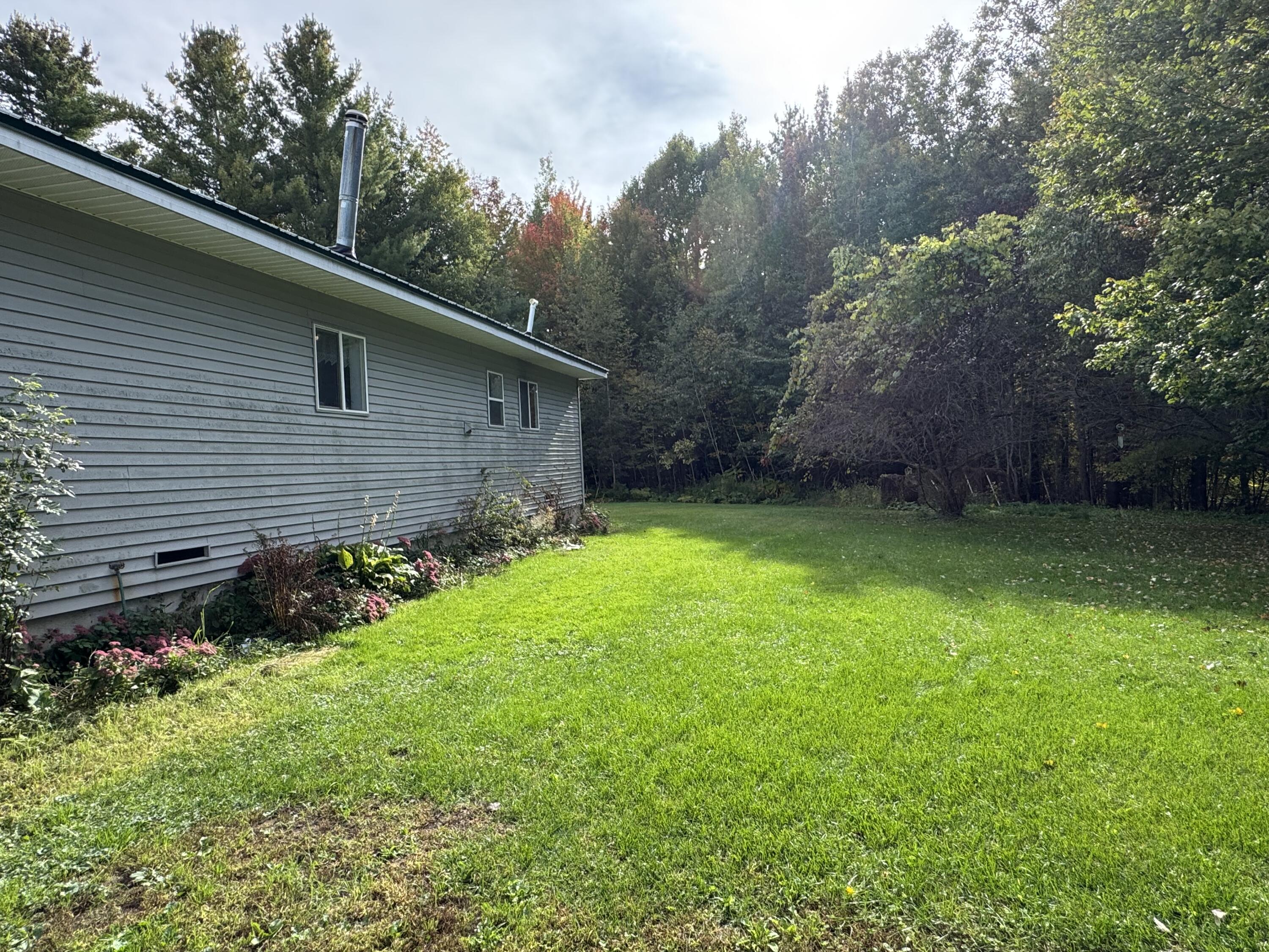 554 St Johns Road Champlain NY 12919