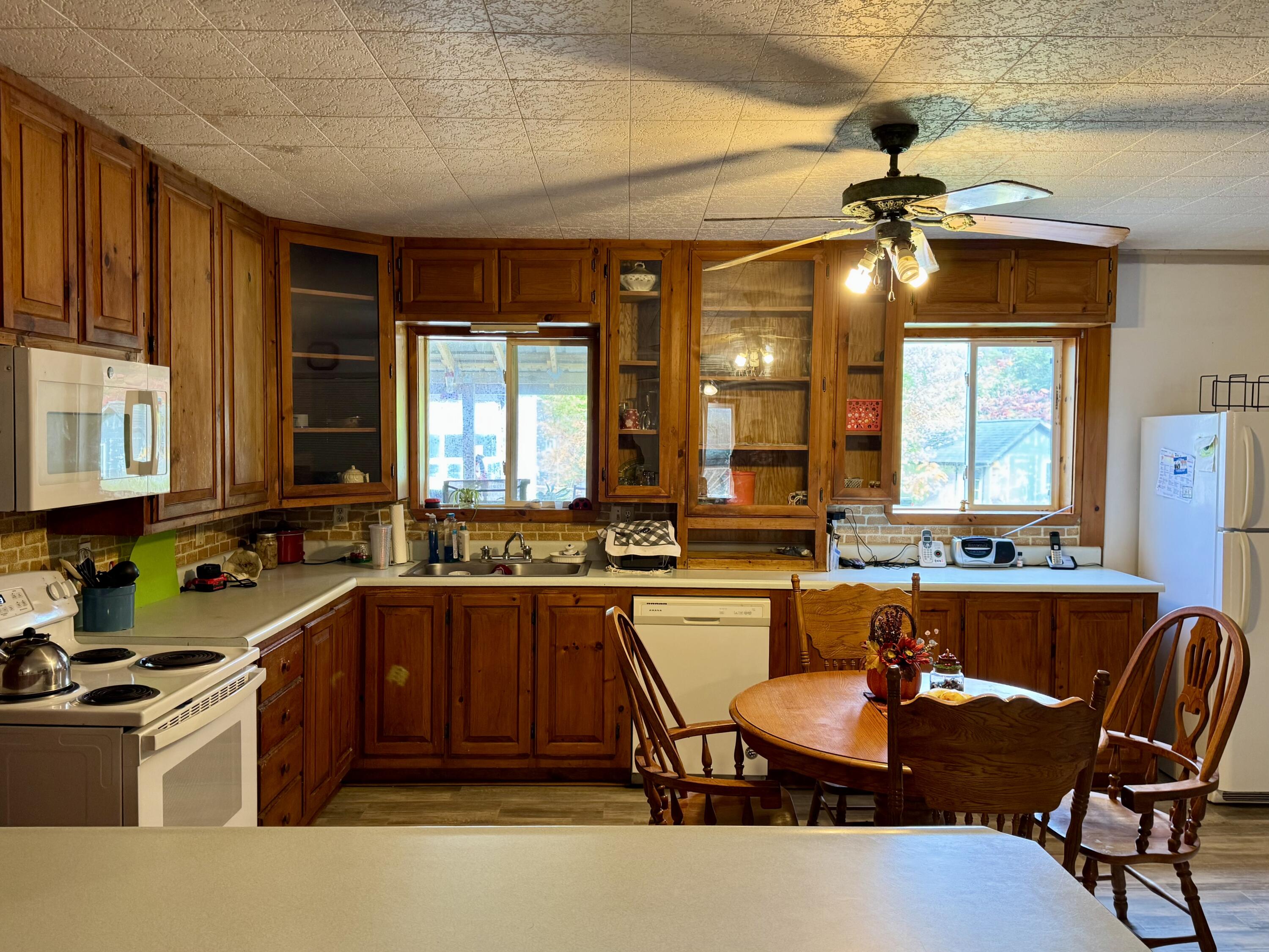 554 St Johns Road Champlain NY 12919