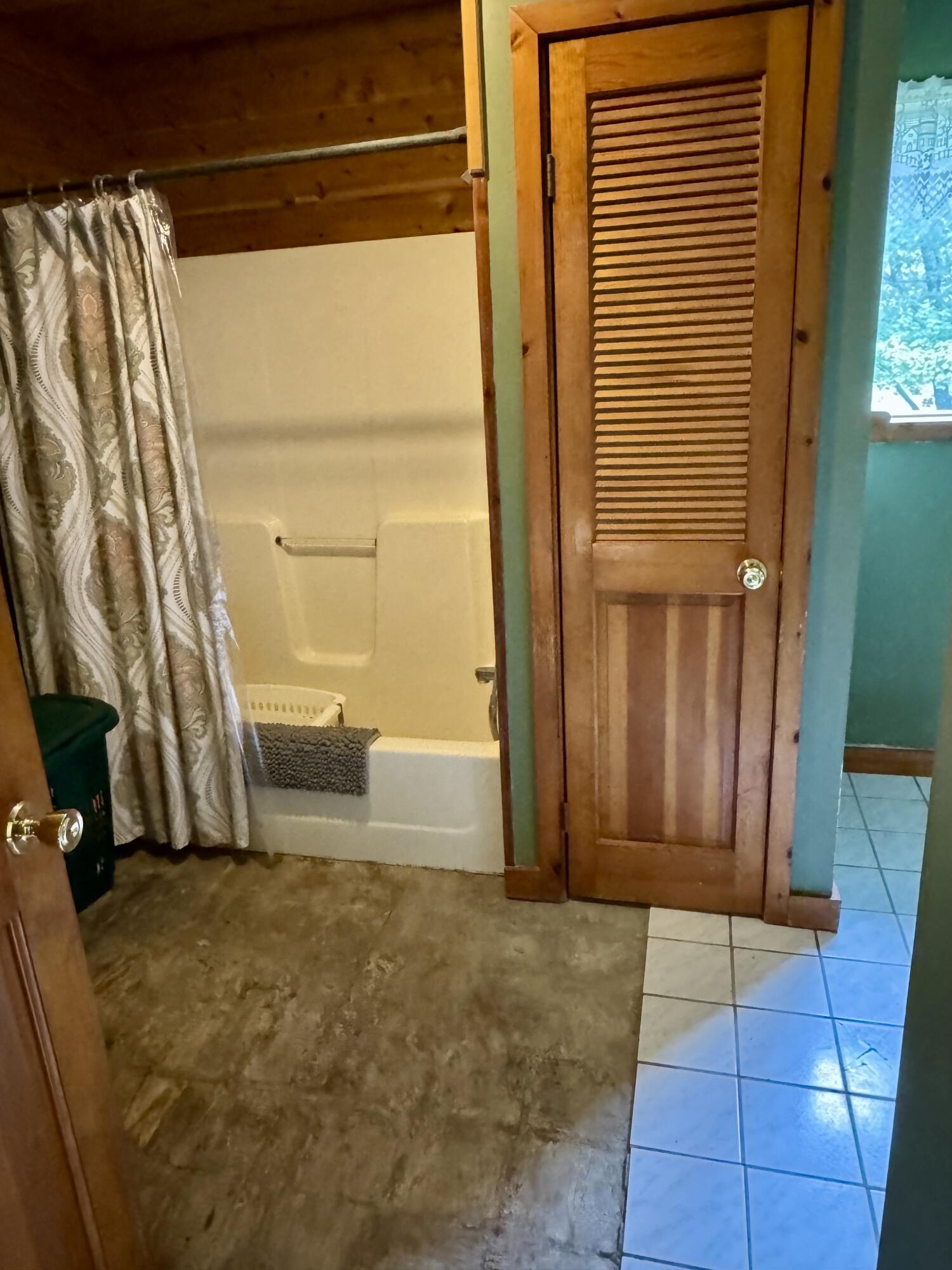 554 St Johns Road Champlain NY 12919