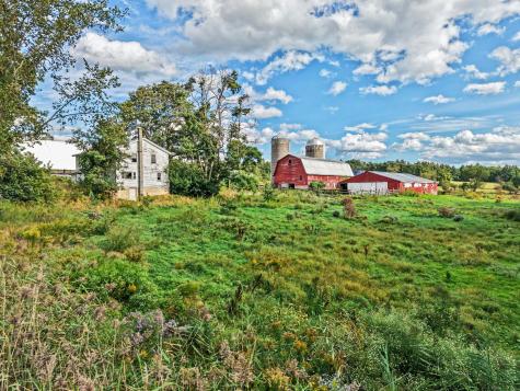 889 River Road Peru NY 12972
