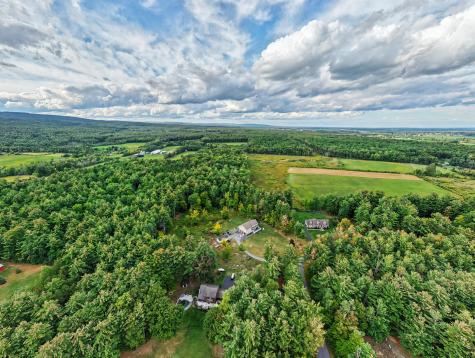 889 River Road Peru NY 12972