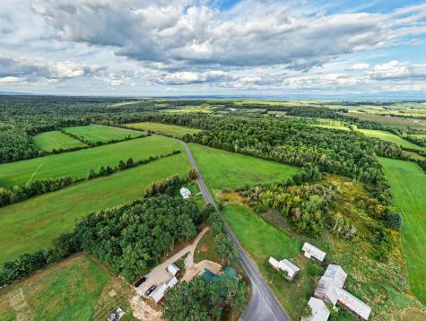 889 River Road Peru NY 12972