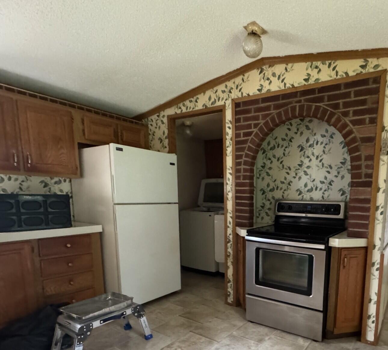 10594 U.s. 9 Champlain NY 12919