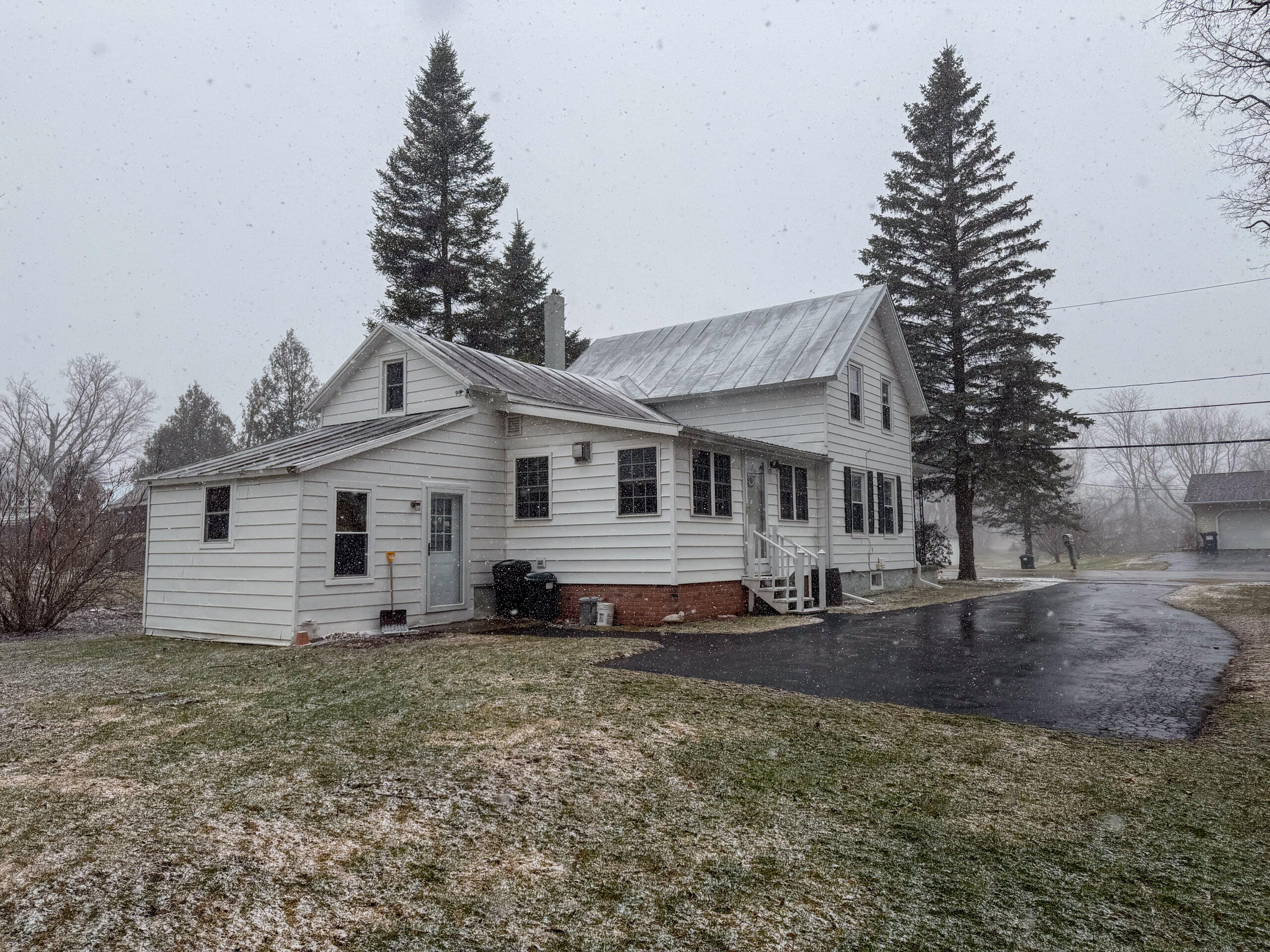 10 Spruce Street Champlain NY 12919