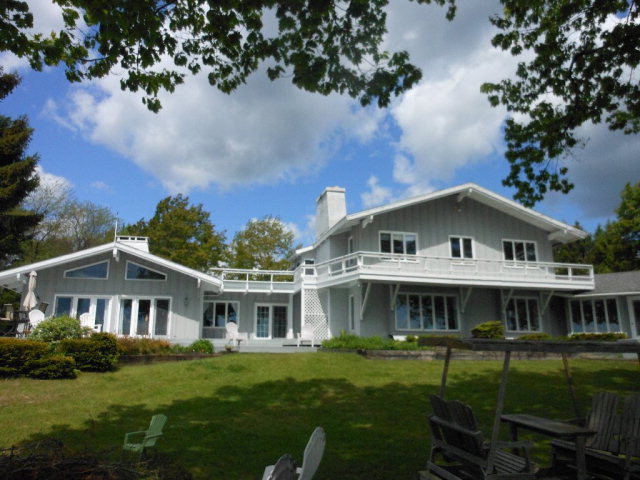 1 Port Jackson Way Peru NY 12972