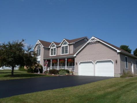 8 Washington Street Peru NY 12972
