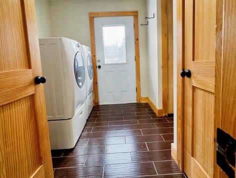 61 Blockhouse Road Essex NY 12936