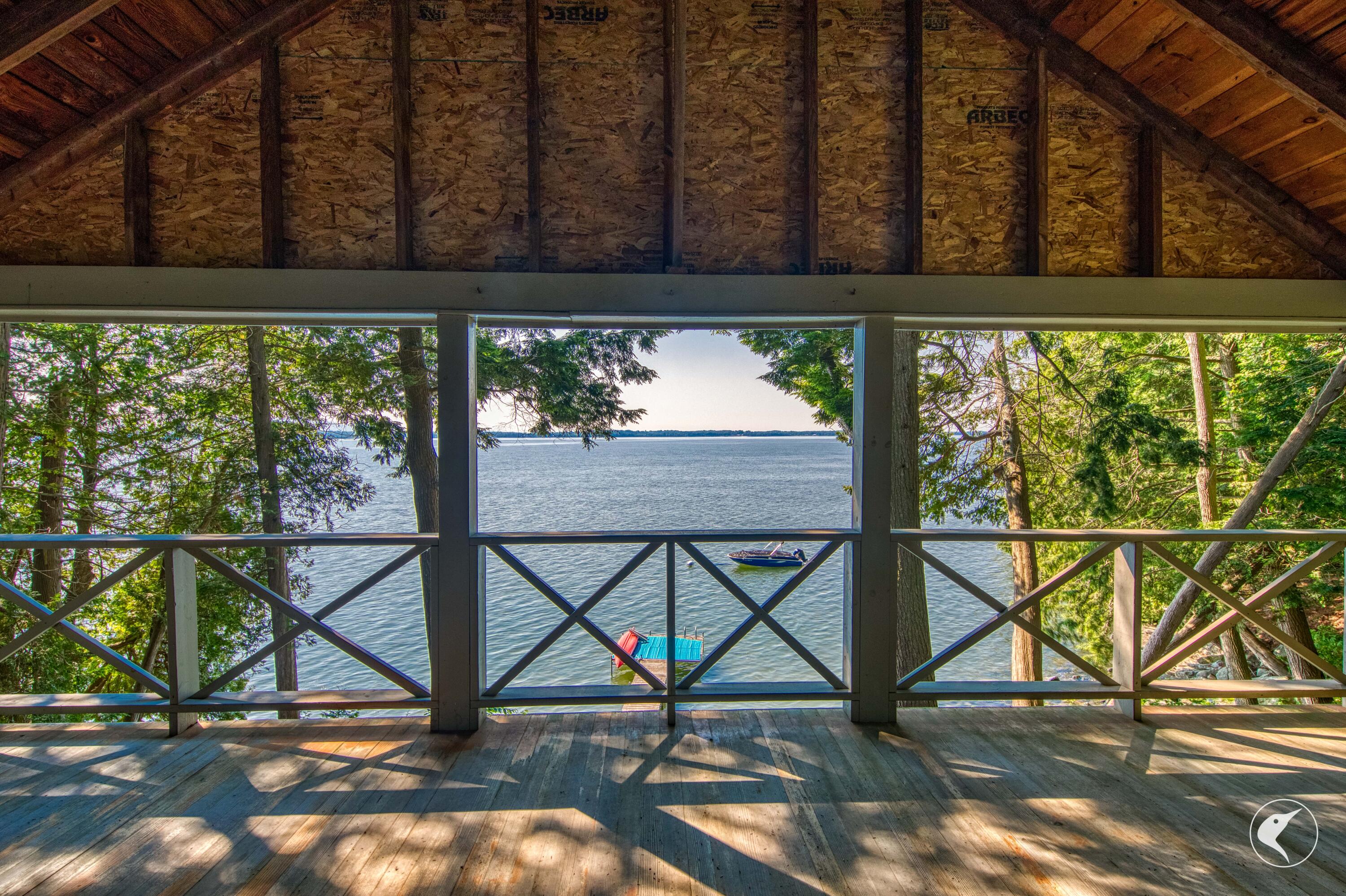 70 Presbury Point Way Westport NY 12993