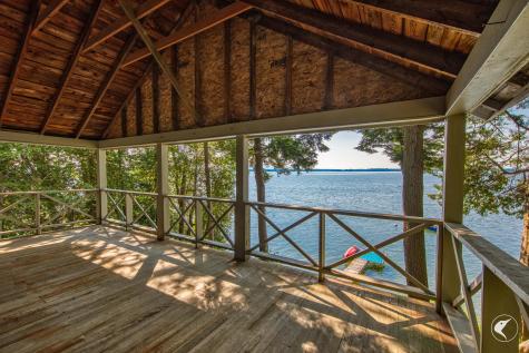 70 Presbury Point Way Westport NY 12993