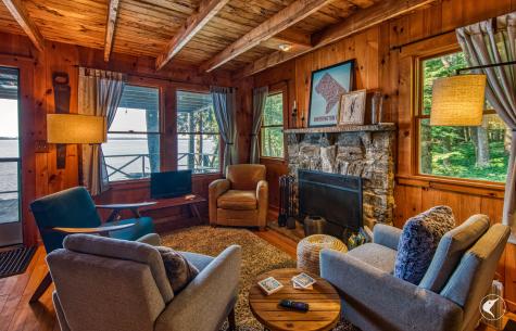 70 Presbury Point Way Westport NY 12993